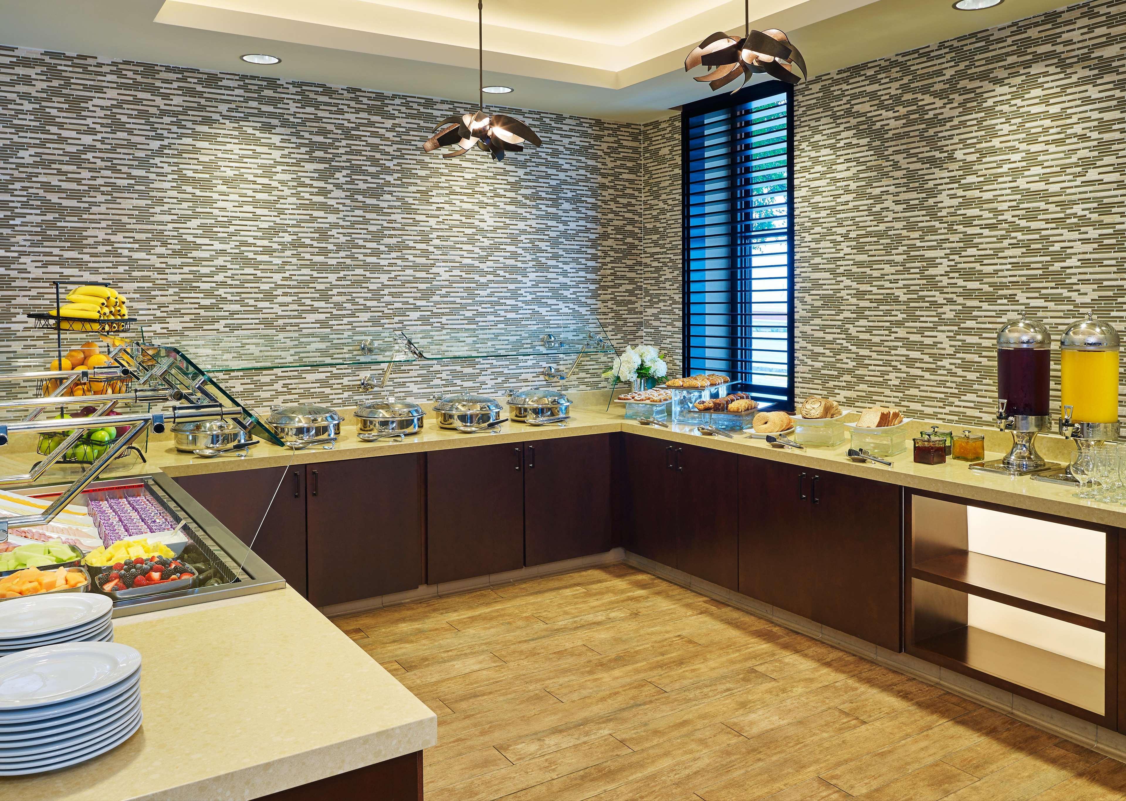 מלון Doubletree By Hilton San Antonio Airport מראה חיצוני תמונה