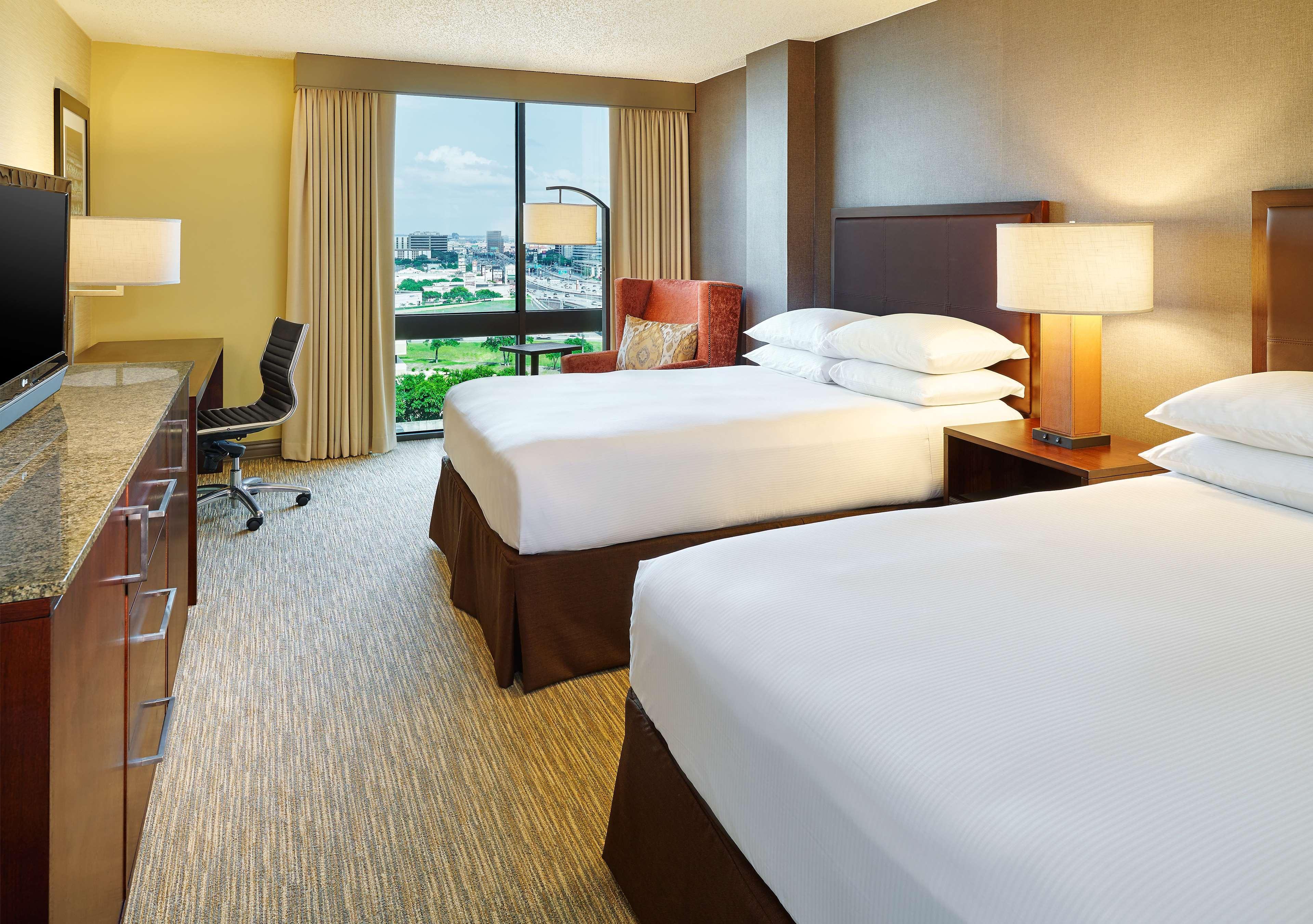 מלון Doubletree By Hilton San Antonio Airport מראה חיצוני תמונה