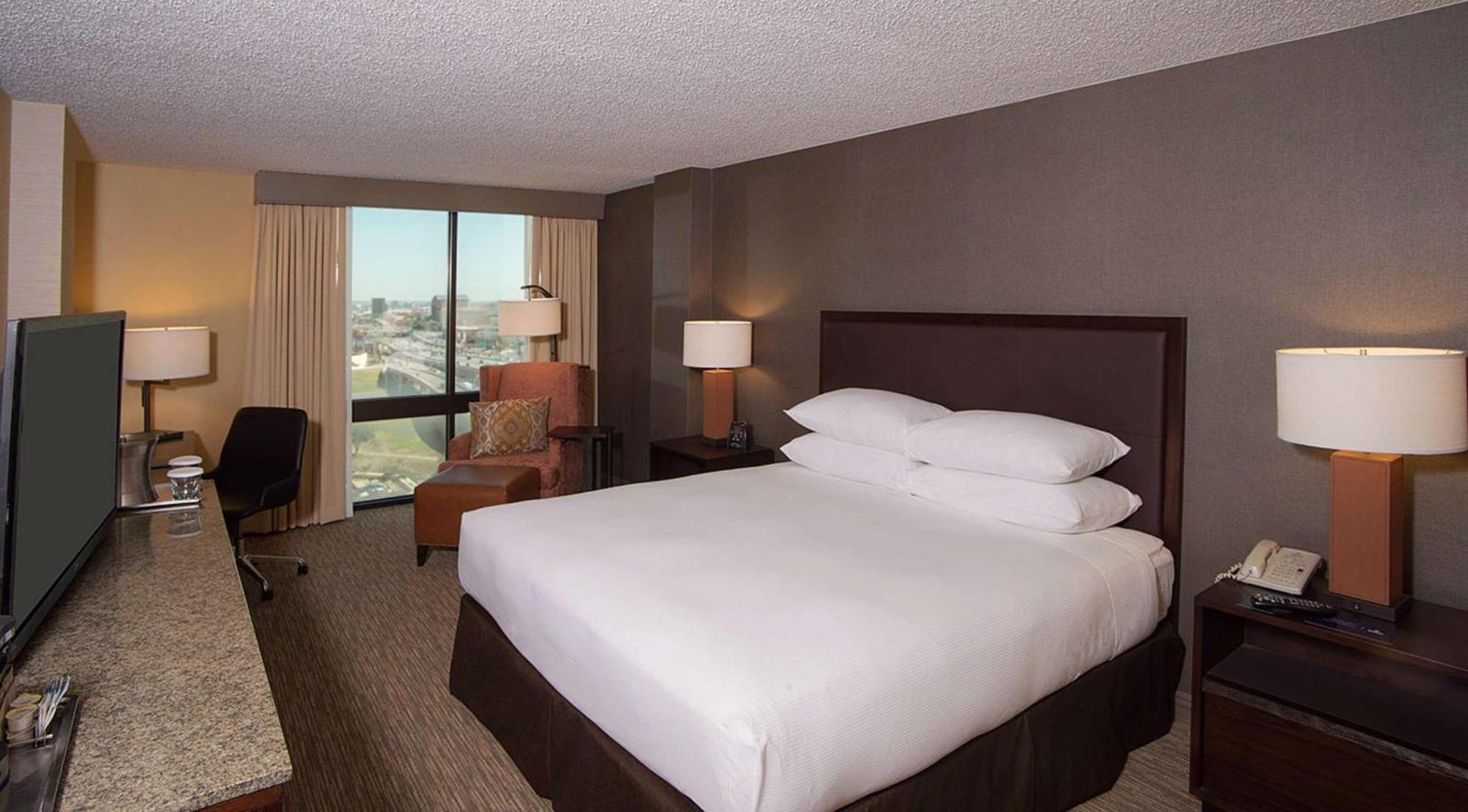 מלון Doubletree By Hilton San Antonio Airport מראה חיצוני תמונה
