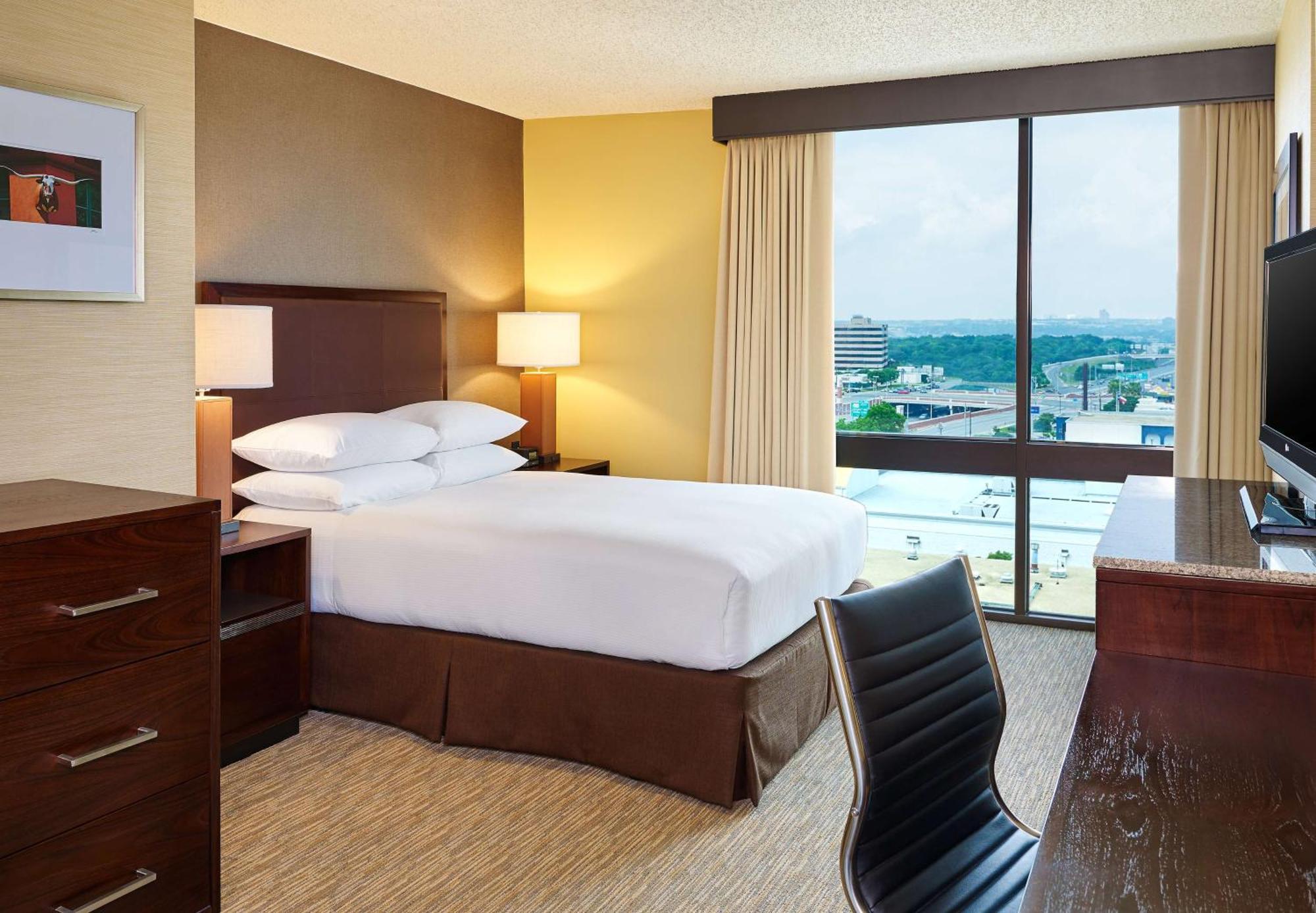 מלון Doubletree By Hilton San Antonio Airport מראה חיצוני תמונה