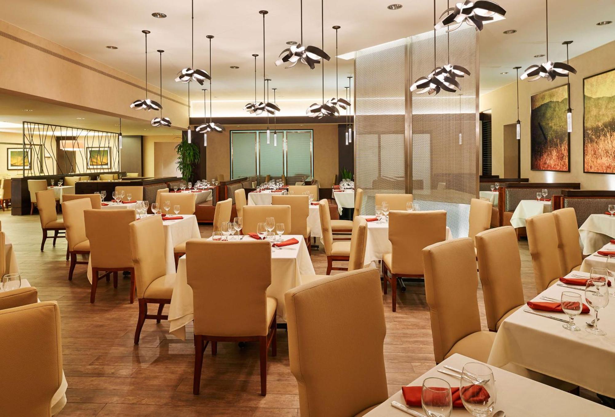 מלון Doubletree By Hilton San Antonio Airport מראה חיצוני תמונה