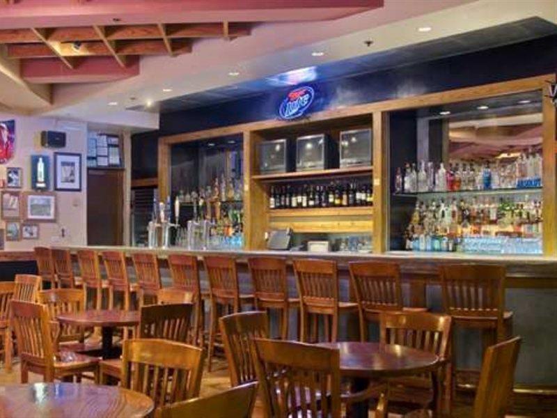 מלון Doubletree By Hilton San Antonio Airport מראה חיצוני תמונה
