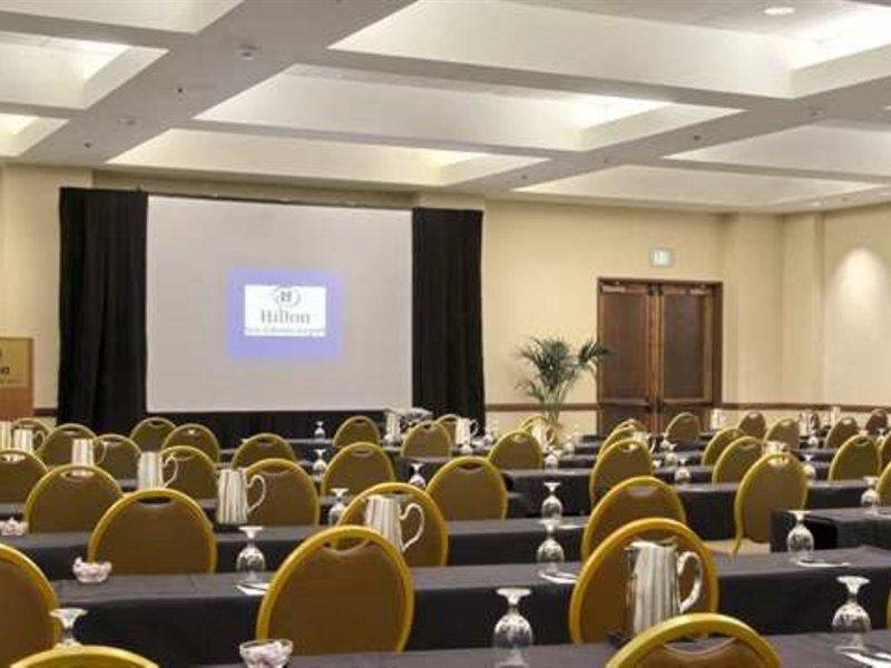 מלון Doubletree By Hilton San Antonio Airport מראה חיצוני תמונה